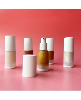 Liquid Highlighter Makeup, Face Highlighter Bronzer Makeup Stick, Natural Glossy Finish, Lightweight Blendable Silky Smooth Cream Face Illuminator Makeup, Cruelty-free